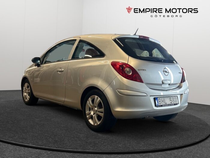 Opel Corsa 3-dörrar 1.3 CDTI ecoFLEX -2010 - Bild 4